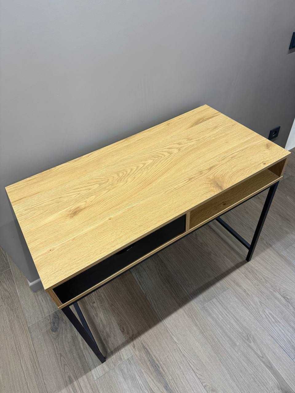 Стіл письмовий Jysk TRAPPEDAL 48x95см 1 шух теплий дуб/чорний