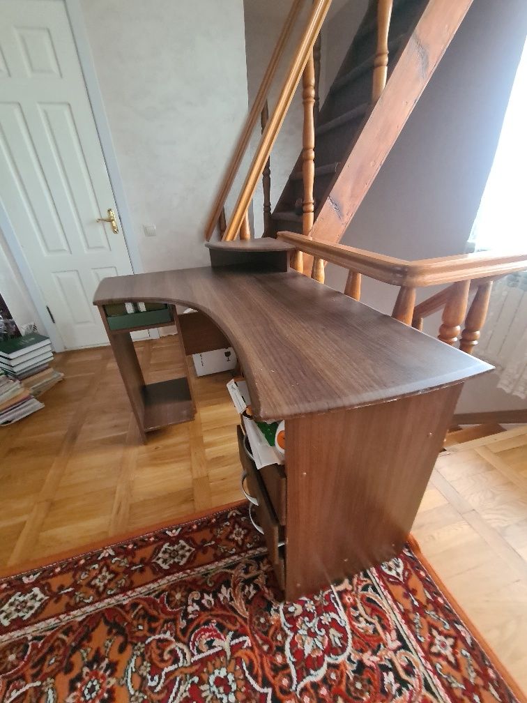 Стіл офісний, учнівський