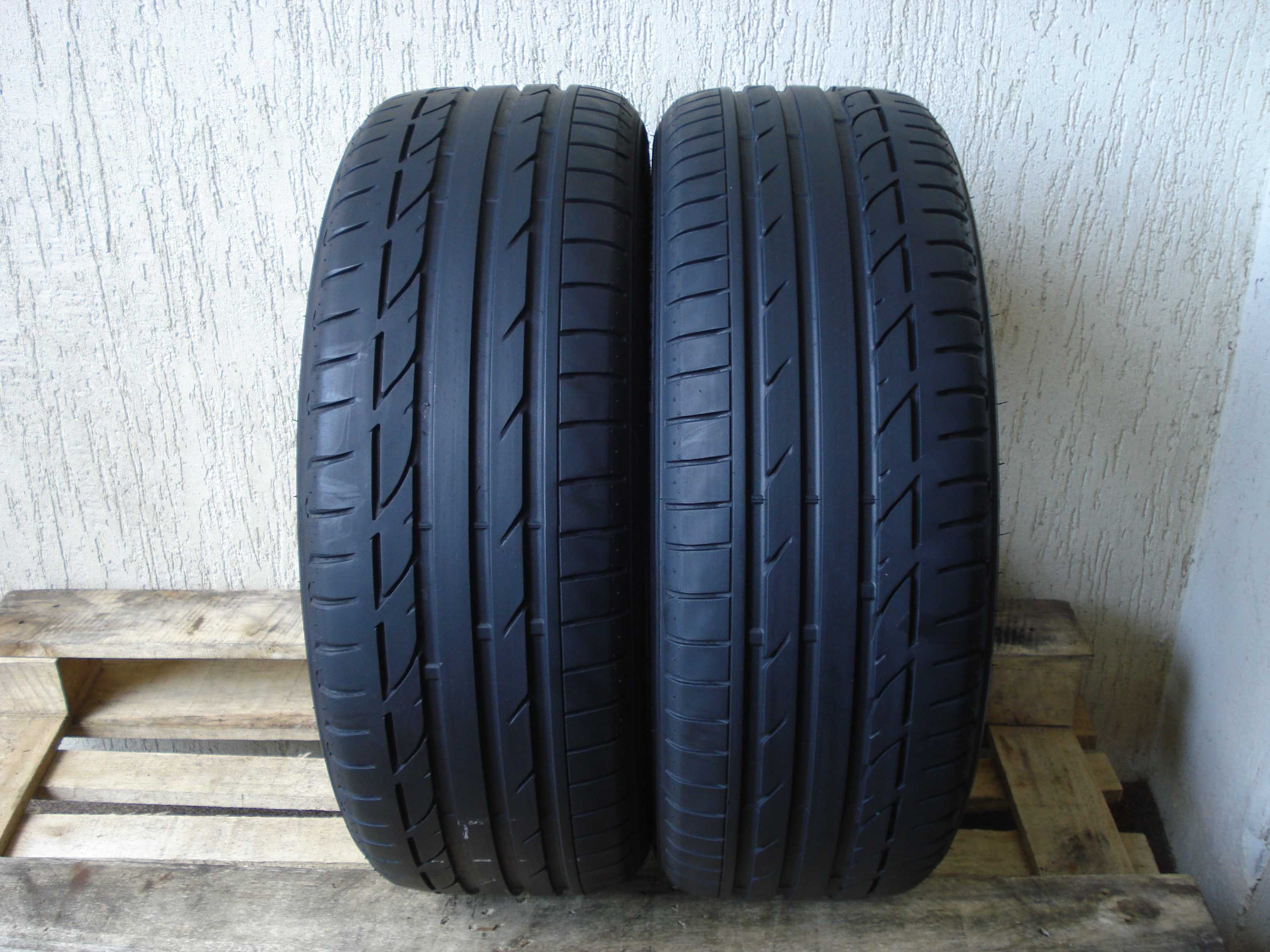 Bridgestone Potenza S001  225/45 r 19  2 - sztuki letnie