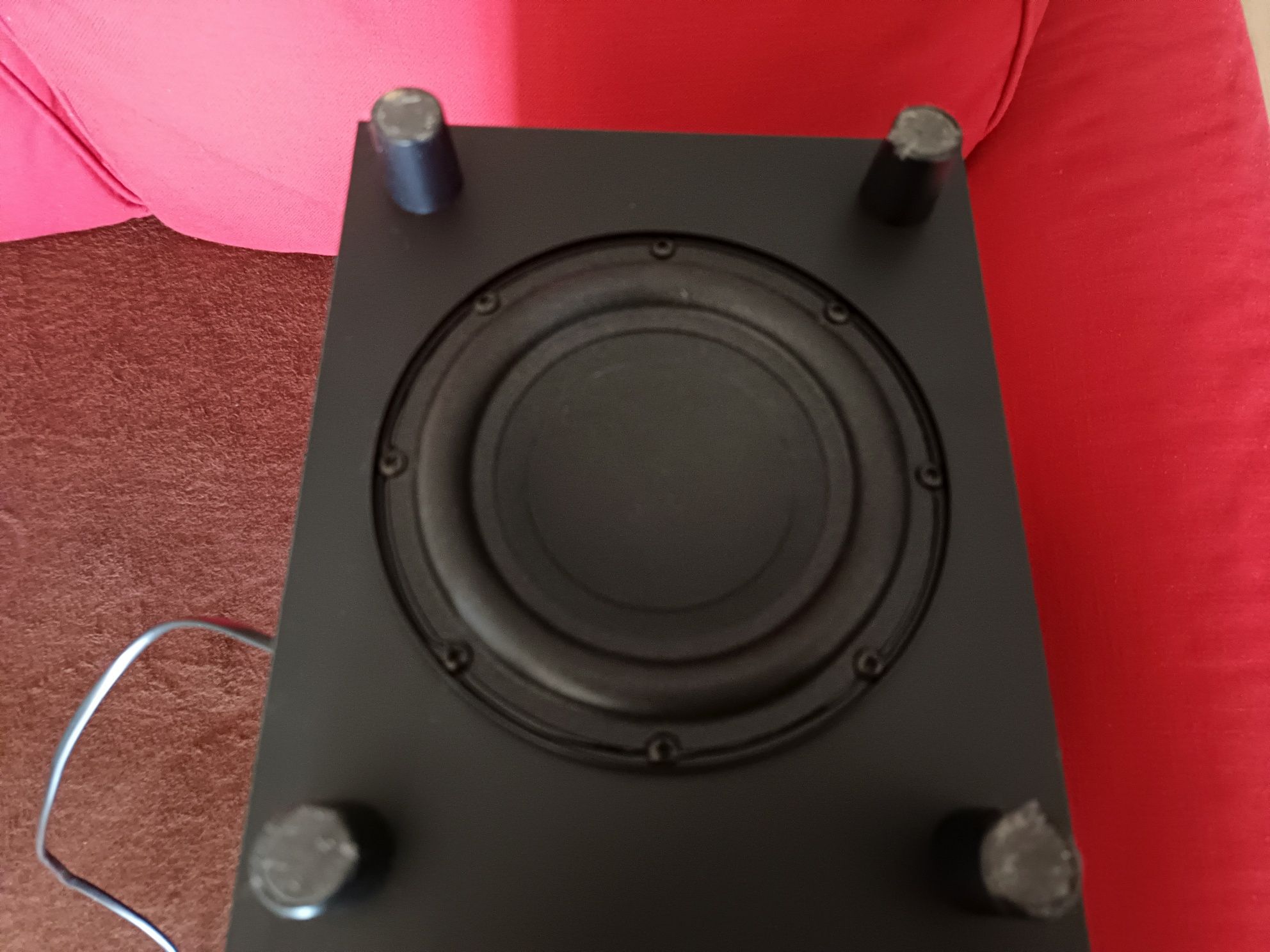 Głośniki Logitech g560