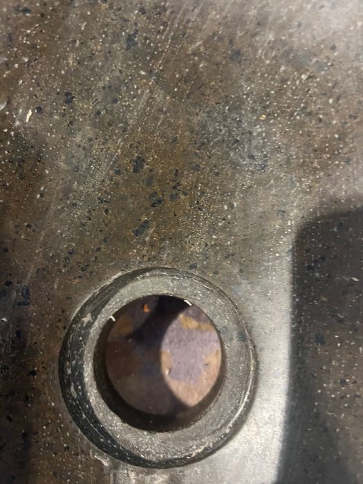 Умивальник із каменю