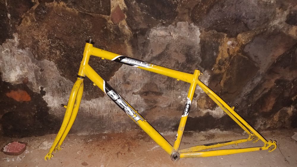 Rama roweru rozmiar 26