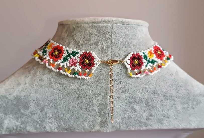 Силянка з чеського бісеру.