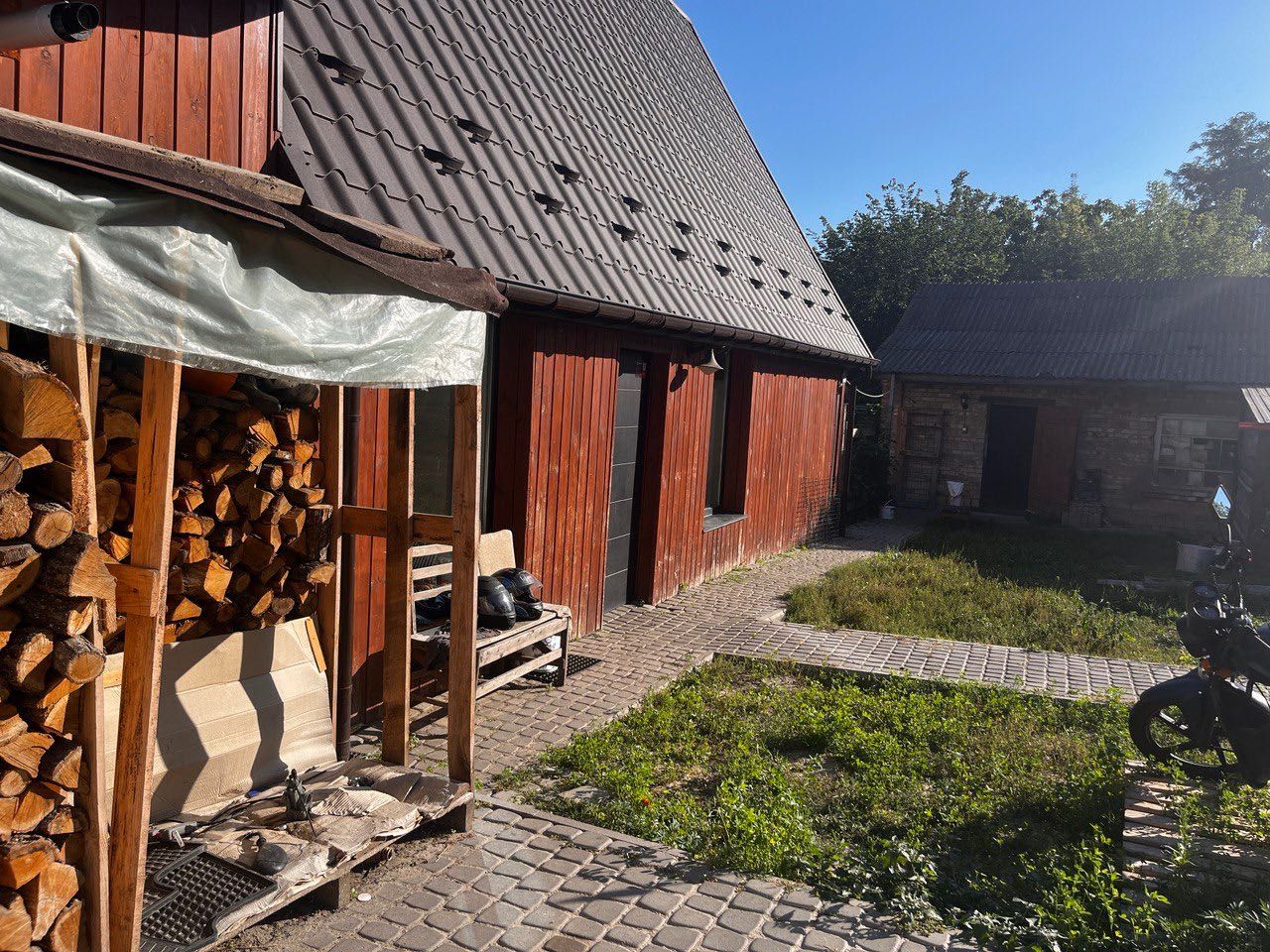 Будинок у Лісниках (Печерськ - 20 хв), біля МакДональдс 
Без комісії %