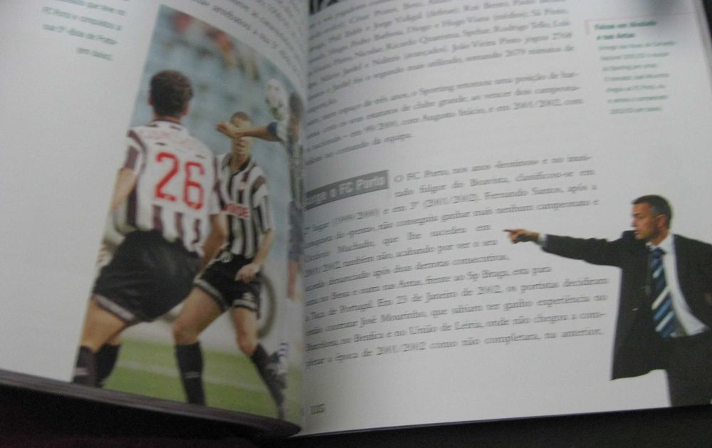 Livro "História do Futebol em Portugal" CTT s/ Selos