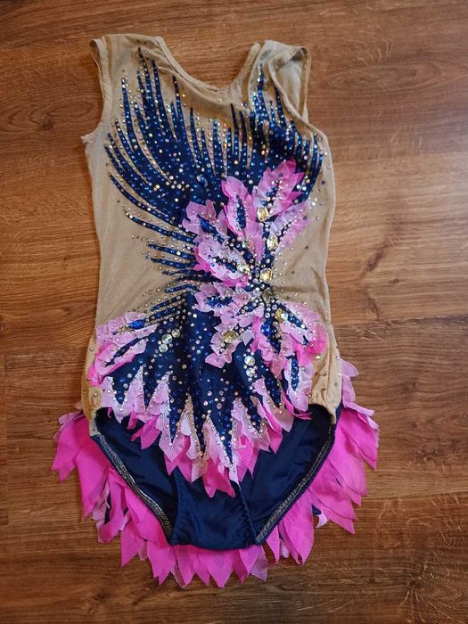 Gimnastyka artystyczna - strój startowy