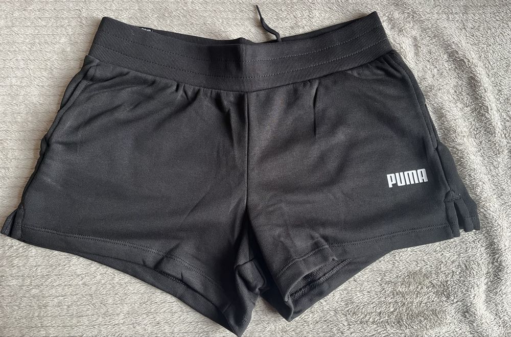 Чорні жіночі шорти розмір M Puma Essentials Women’s Sweat Shorts