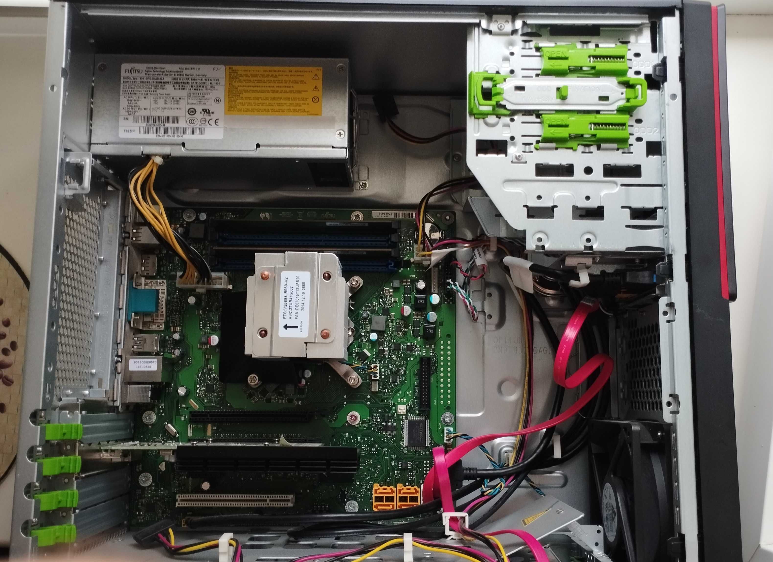 Системний блок FUJITSU G2120/4 GB DDR3/GEFORCE 605 1GB/БЕЗ HDD.