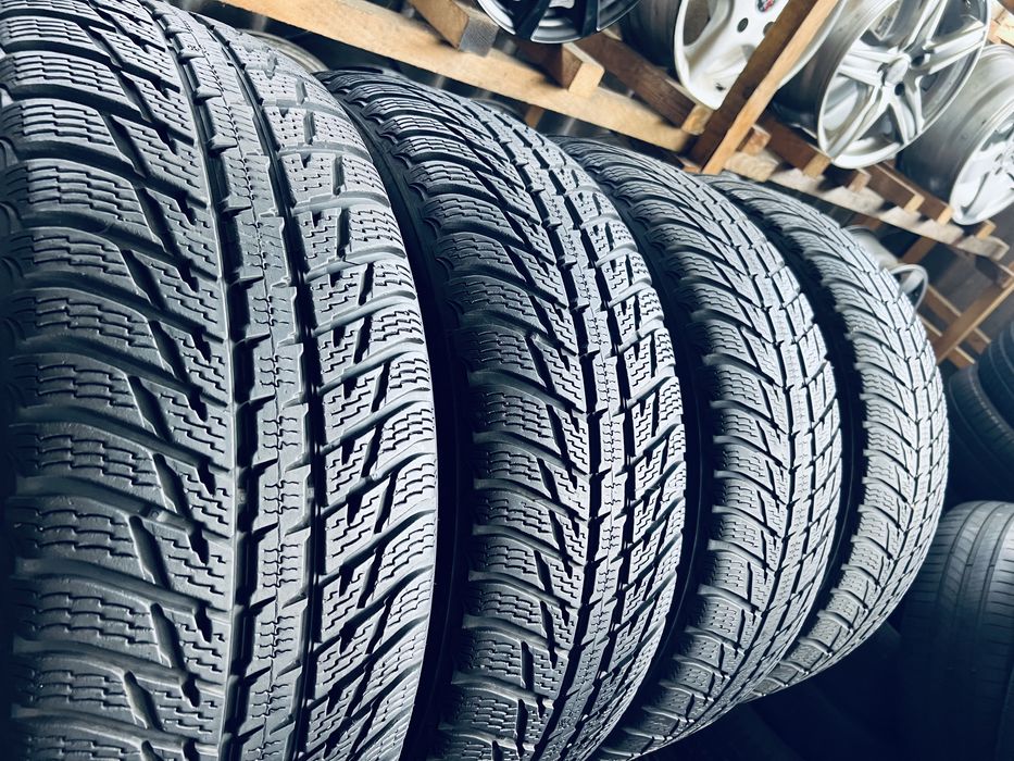 Шини Резина Зимові 235 65 17 Nokian WR SUV3 [1818] 4шт