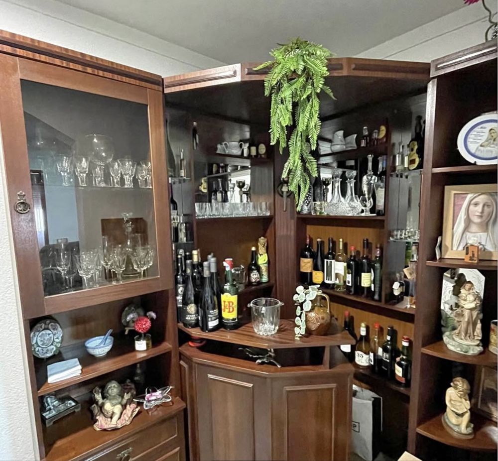 Bar de canto  usado