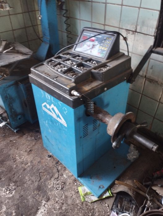 Шиномонтажний та балансувальний станок (обмін)