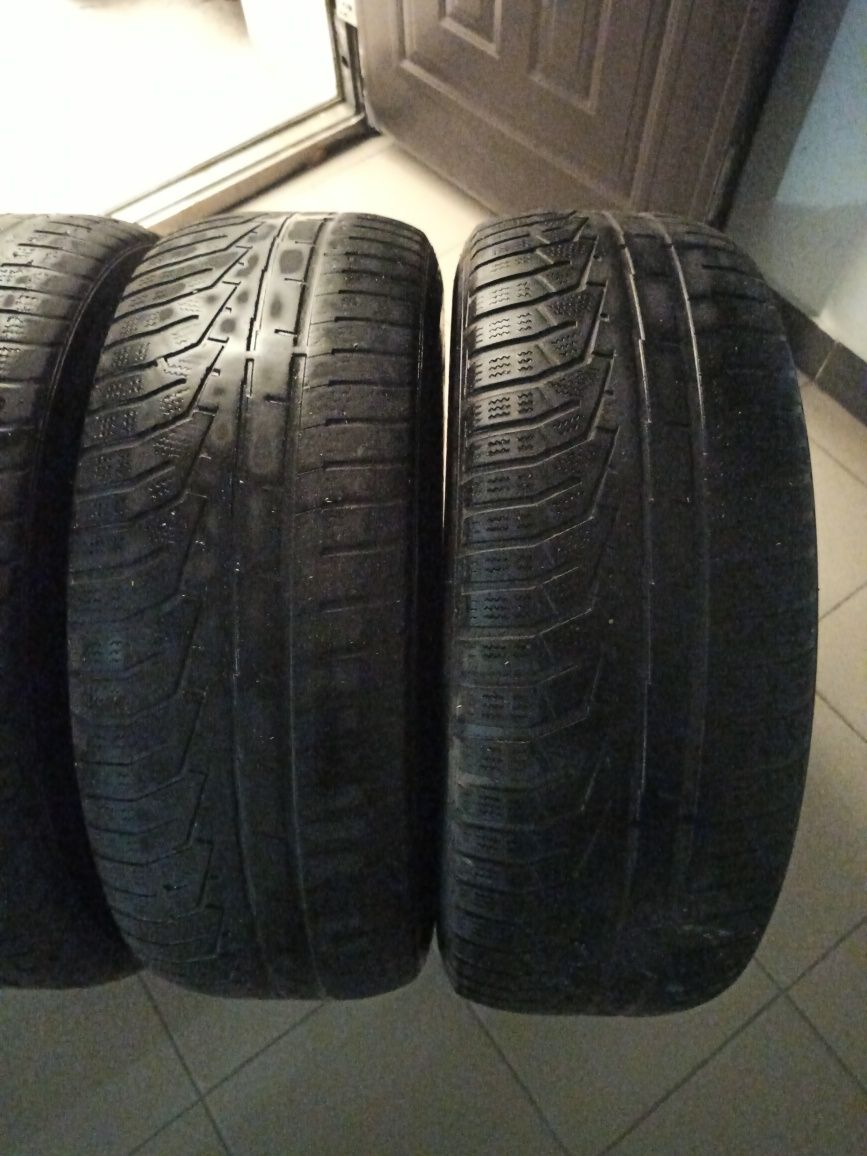 Продам шини 235/65/17 hankook winter i*cept evo2