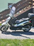Piaggio Beverly 200