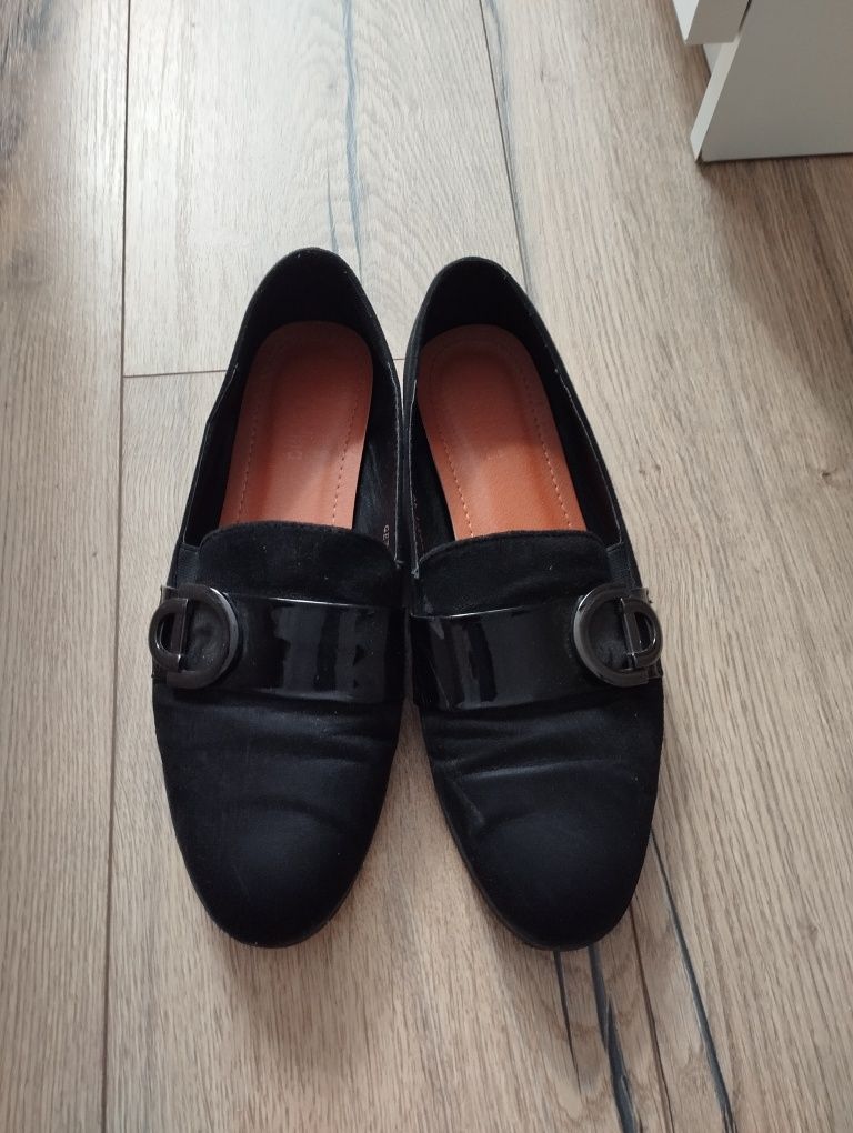 Czarne buty rozmiar 40