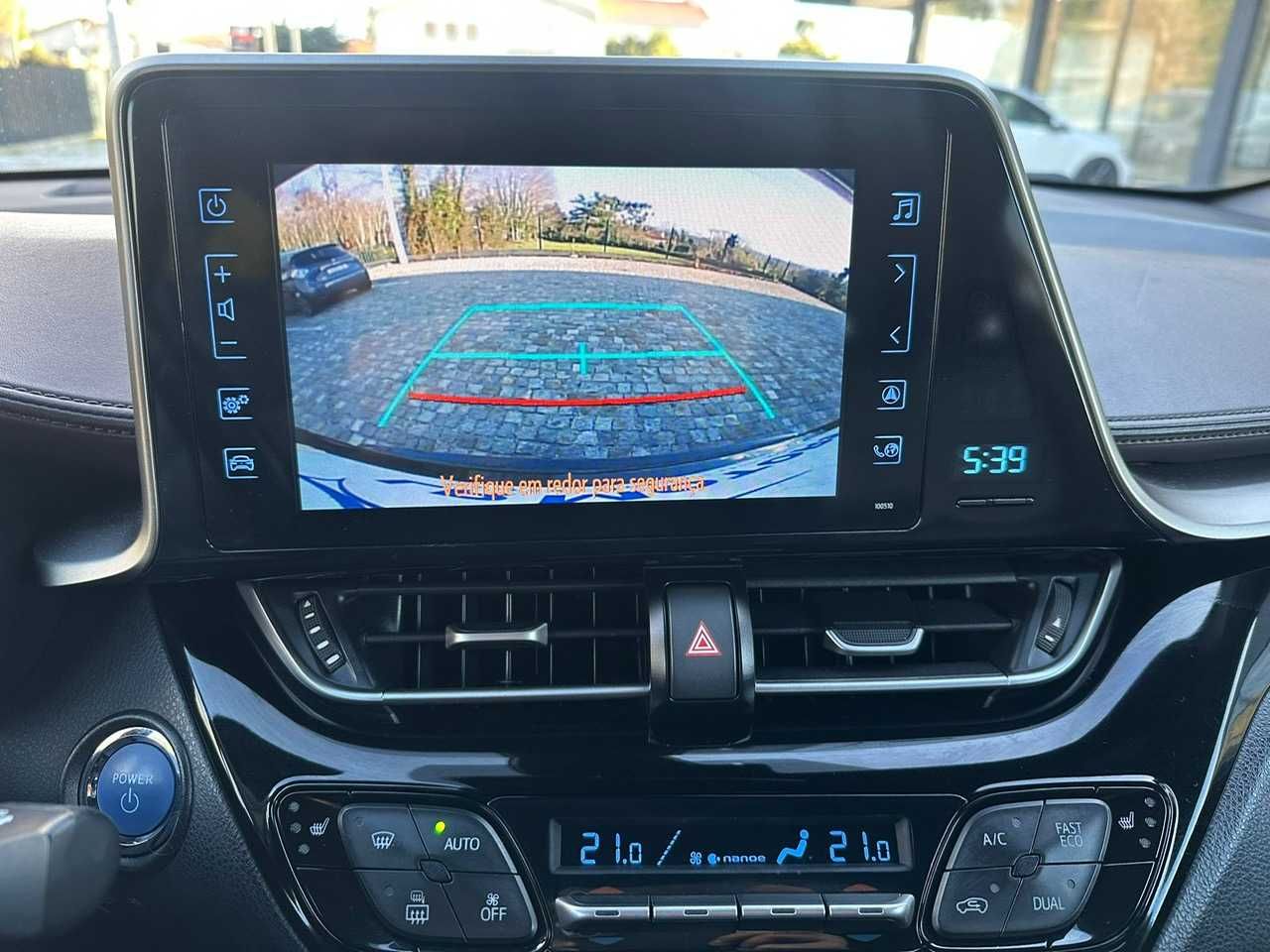 Toyota C-HR / Ainda com GARANTIA DA MARCA