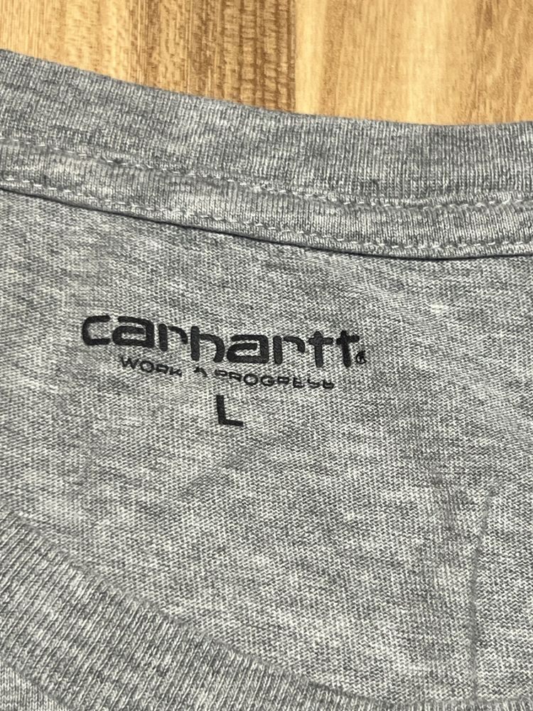Футболка carhartt ідеальний стан і ще багато інших футболок