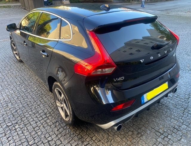 VOLVO V40 2.0 D4 190cv BANCOS PELE