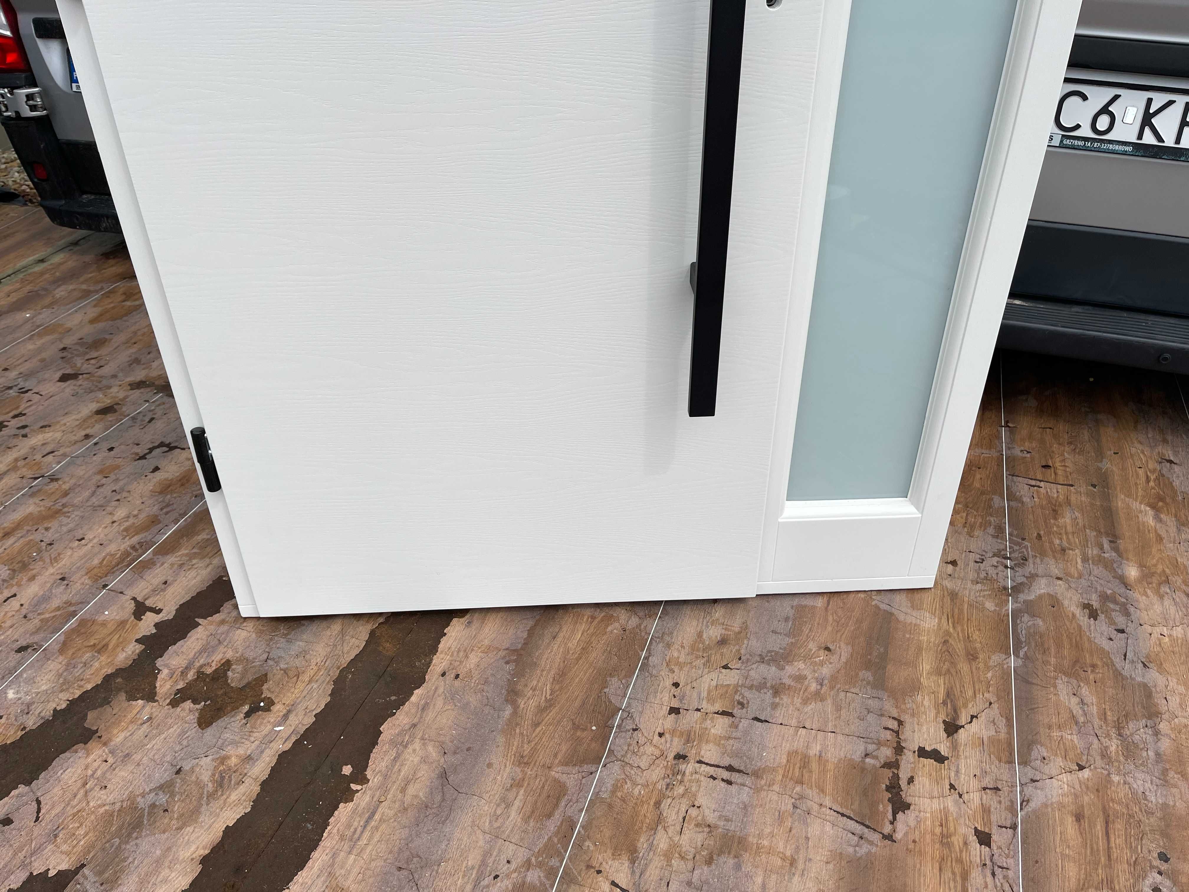 Drzwi zewnętrzne drewniane OD RĘKI PROMOCJA 130X235