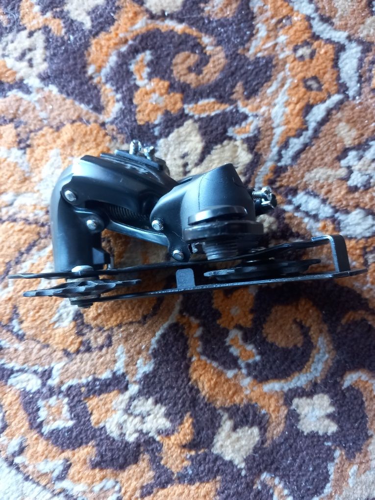 Vendo desviador frontal da shimano tourney 7v