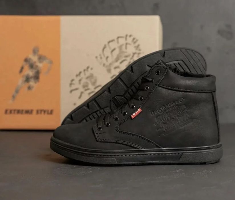 LEVIS чоловічі шкіряні зимові черевики кросівки мужские кожаные кеды