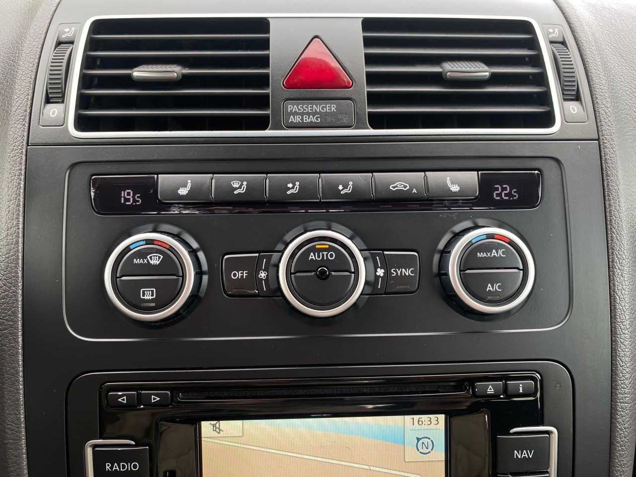 Продам Volkswagen Touran 2013. Можна в розстрочку, під викуп
