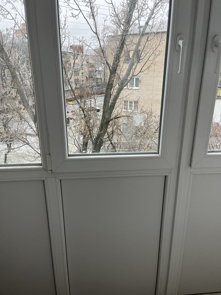 Продам квартиру центр Паркова