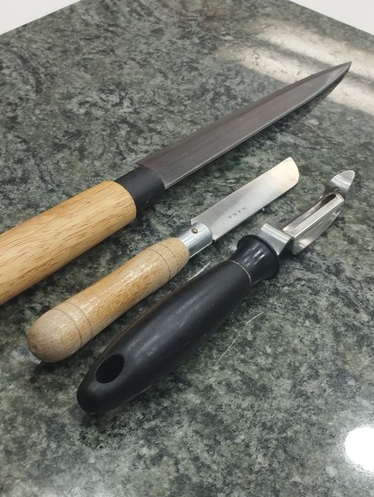 Conjunto 2 facas e 1 descascador