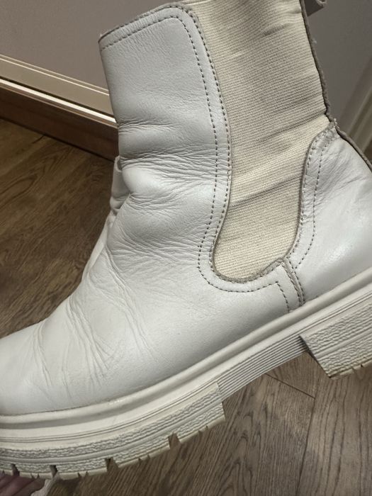 Осінні чоботи челсі шкіряні