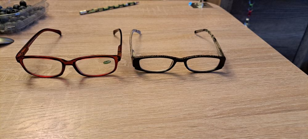 Okulary korekcyjne +2  na obydwa oczy