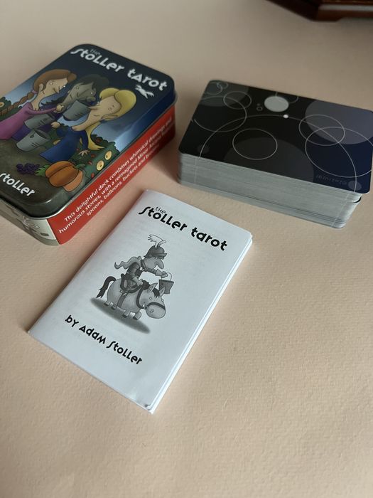 Розпродаж колод таро