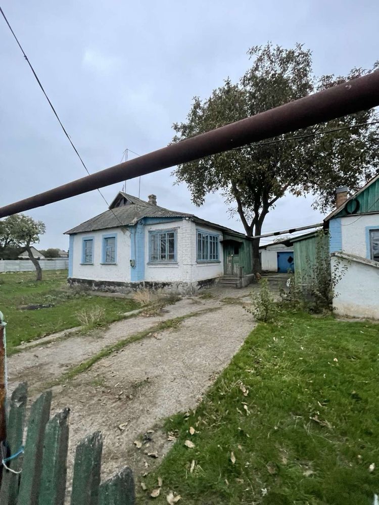 Продається  будинок
