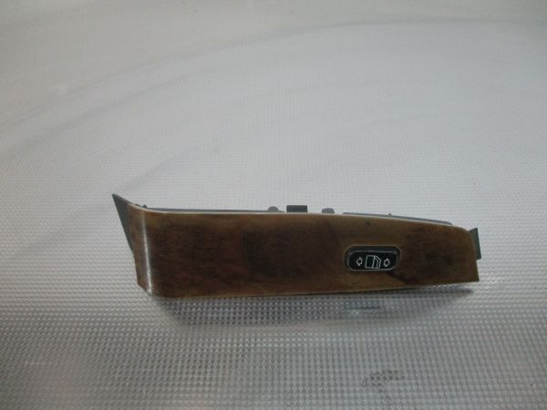 Comando / botão / interruptor vidros frente direito MERCEDES-BENZ Clas