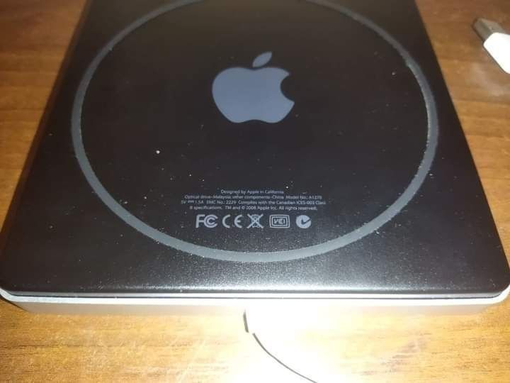 Продам внешний оптический привод Apple А1270