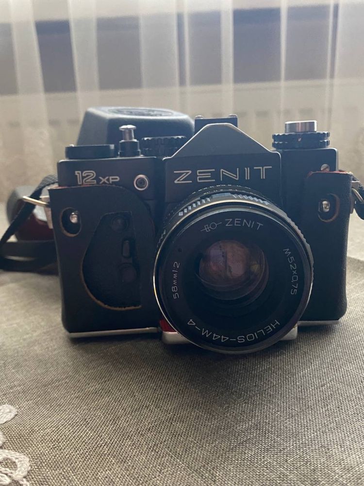 Фотоапарат Zenit 12XP (Зеніт 12ХР)