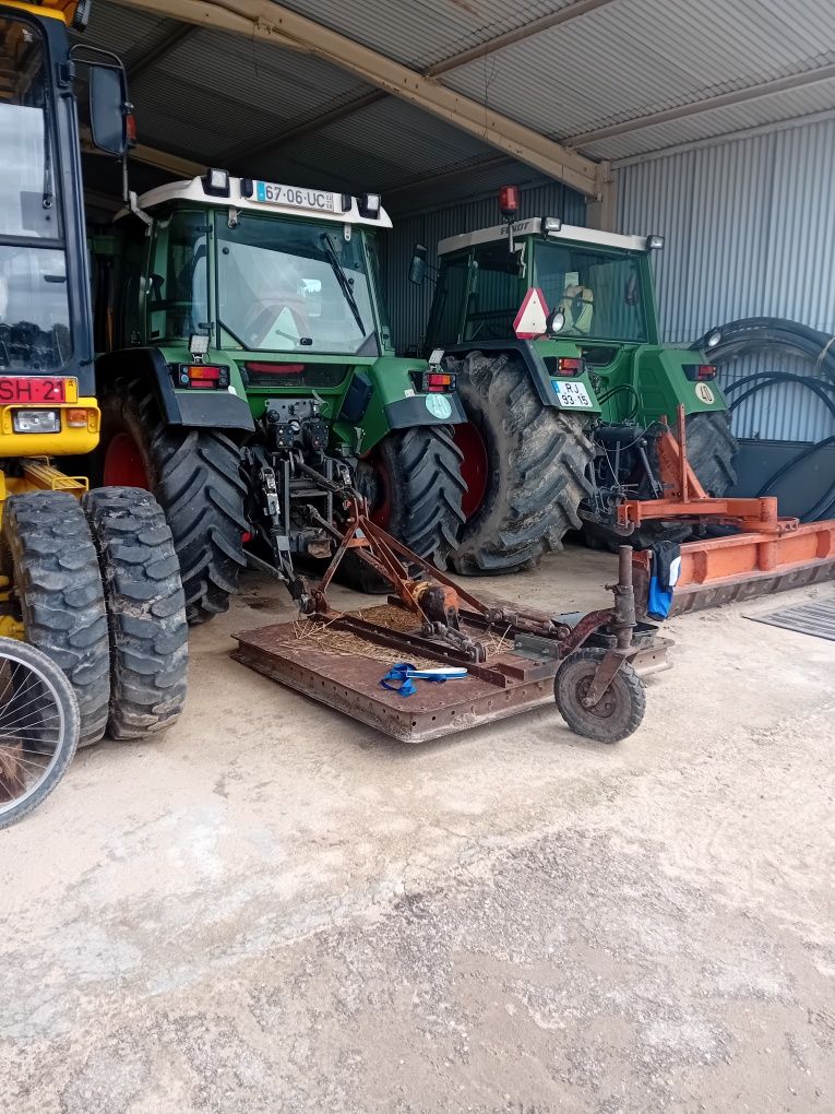 Serviço de Jardinagem como tractor e máquinas rocadoras limpeza de ter