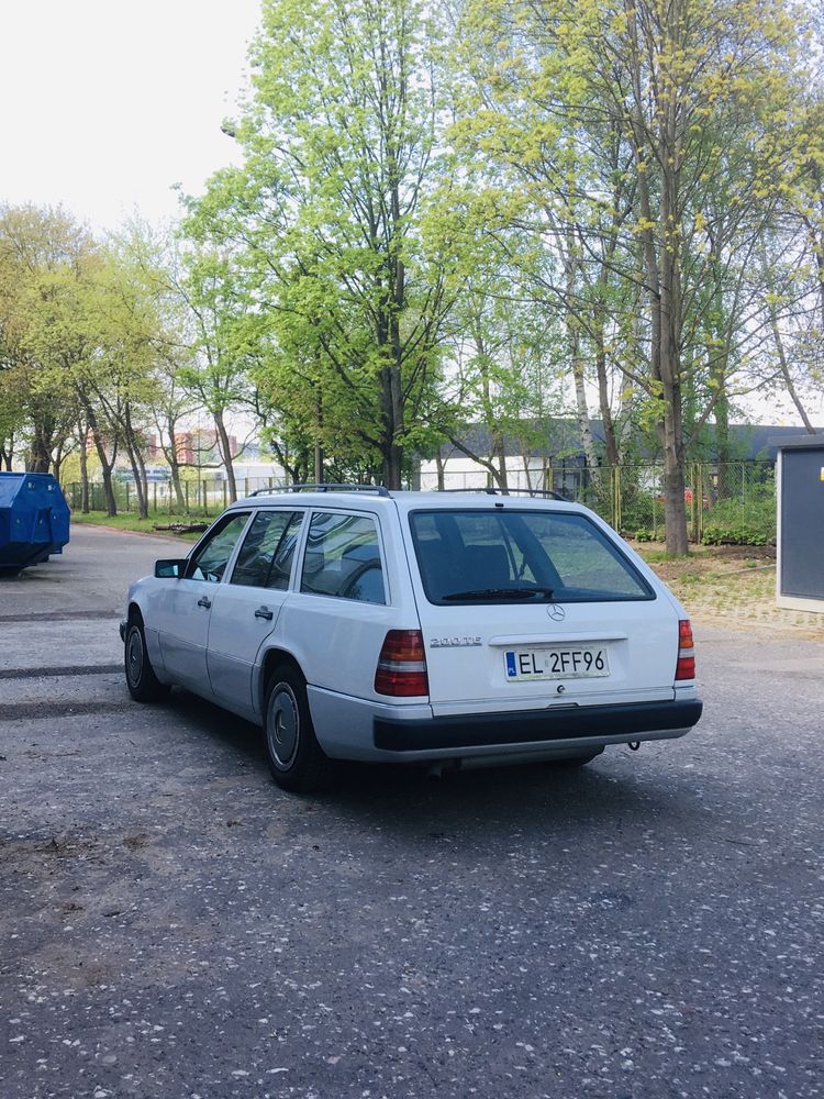 Mercedes S124 / W124 kombi 1993 rok benzyna automat 136 koni