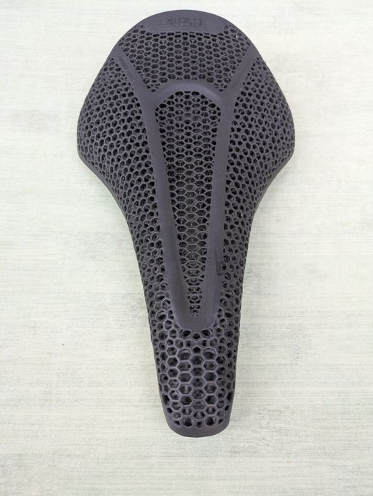 Сідло Fizik Vento Argo R1 Adaptive