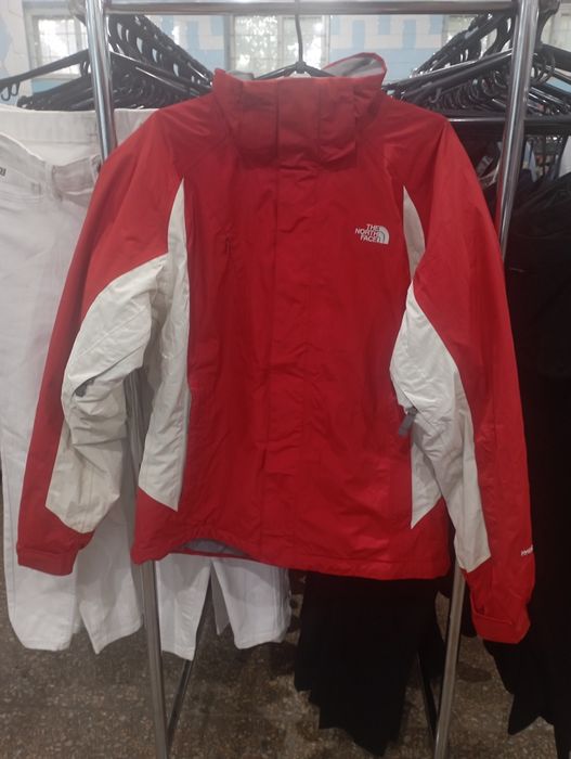 Вітровка the north face