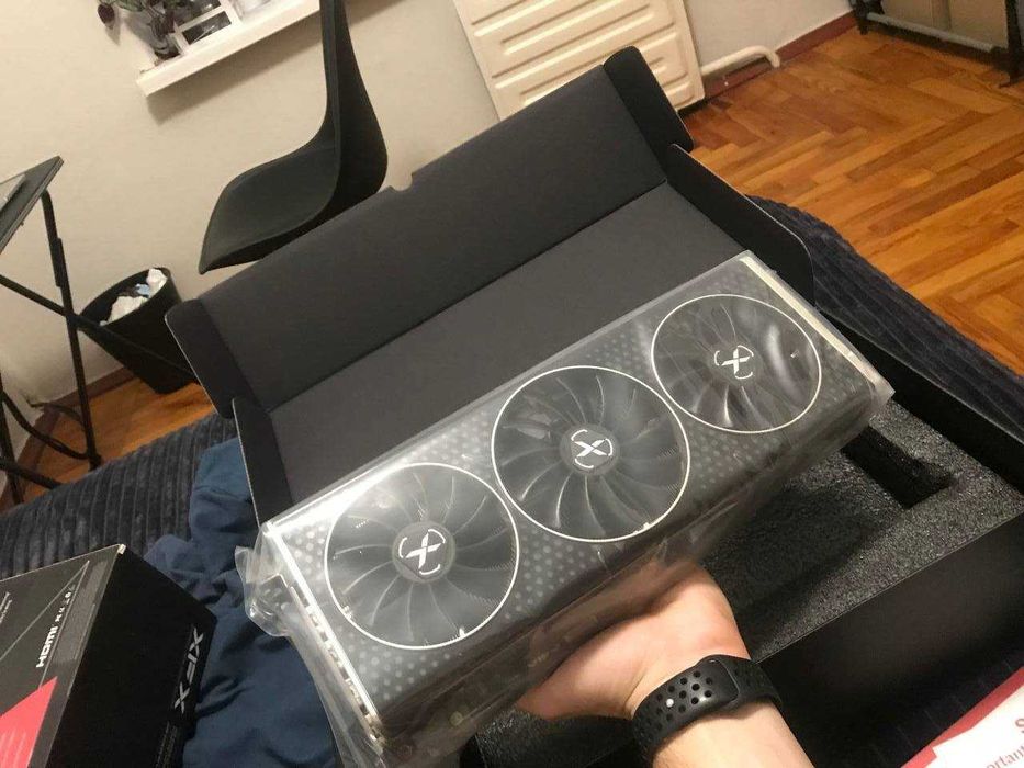 XFX Radeon RX 6700 XT б.у. на гарантии до 11.2023