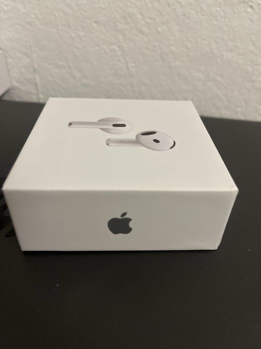 AirPods 4 com Cancelamento ativo de ruído