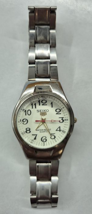 Кварцевые часы Seiko