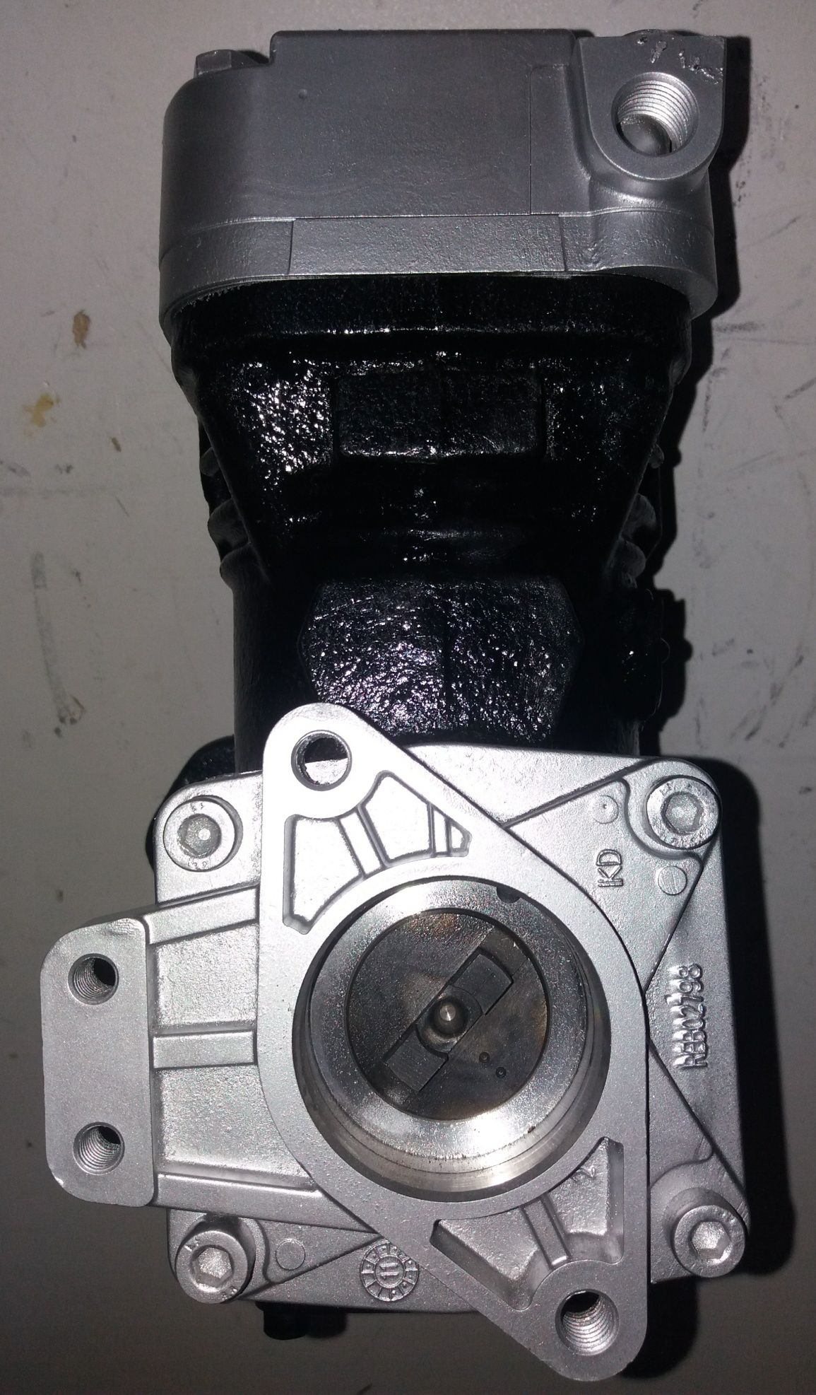 Продам компрессор Knorr-Bremse LK-3840,Seb01819 на IVECO