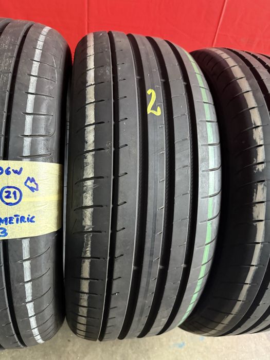 Pneus 225/45/19 Goodiyear Todos iguais impecaveis