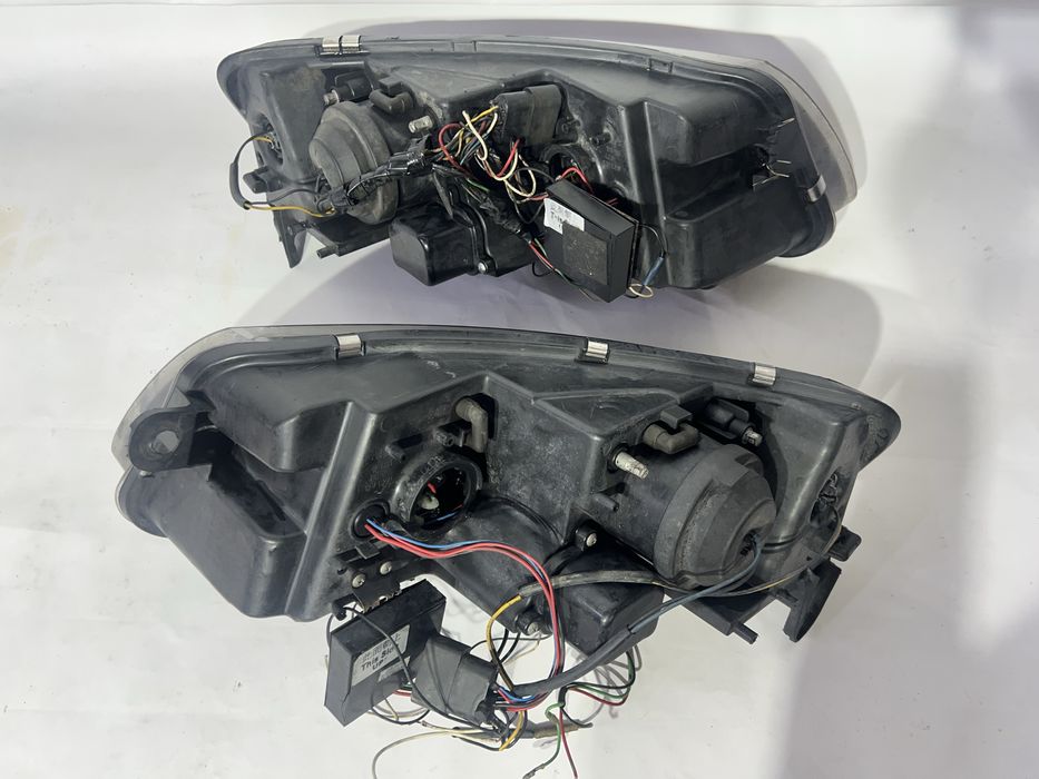 Передние фары тюнинг SONAR LED оптика Audi A6 C6 права ліва фара Ауди