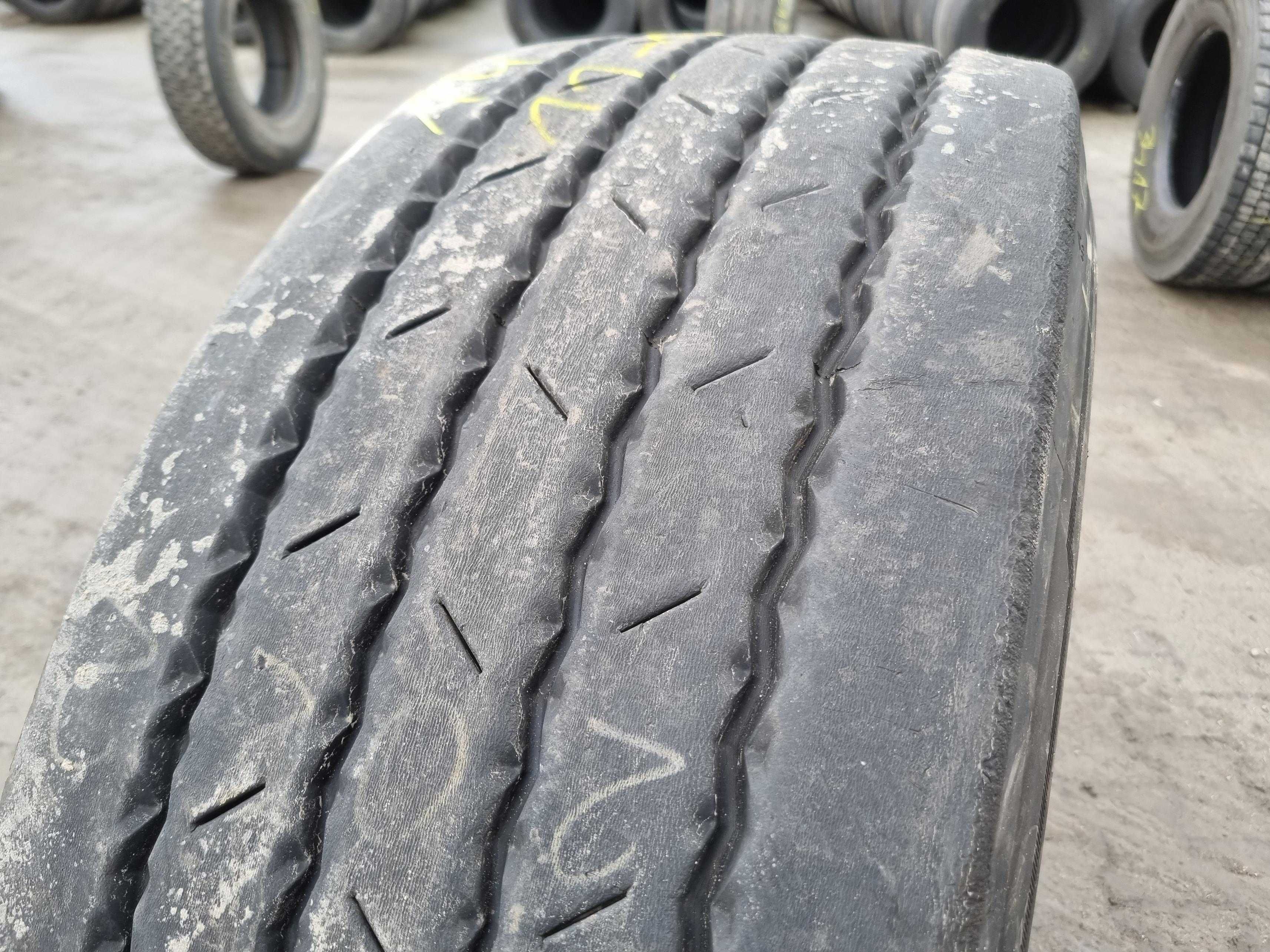 385/65R22.5 Opona CONTINENTAL HYBRID HT3 WR 11-13mm Naczepa HT 3