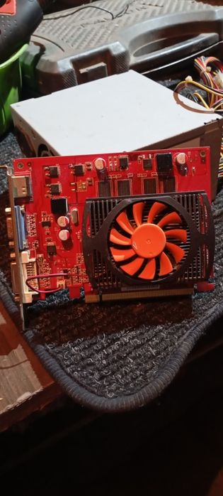 Продам комплектуючі до пк Відіо карти, плати ,процесори, блоки живленн