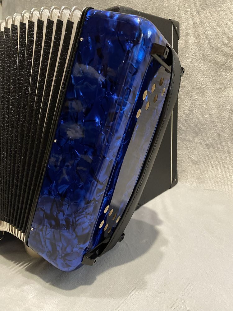 Акордеон Maxtone TA7234 гармошка