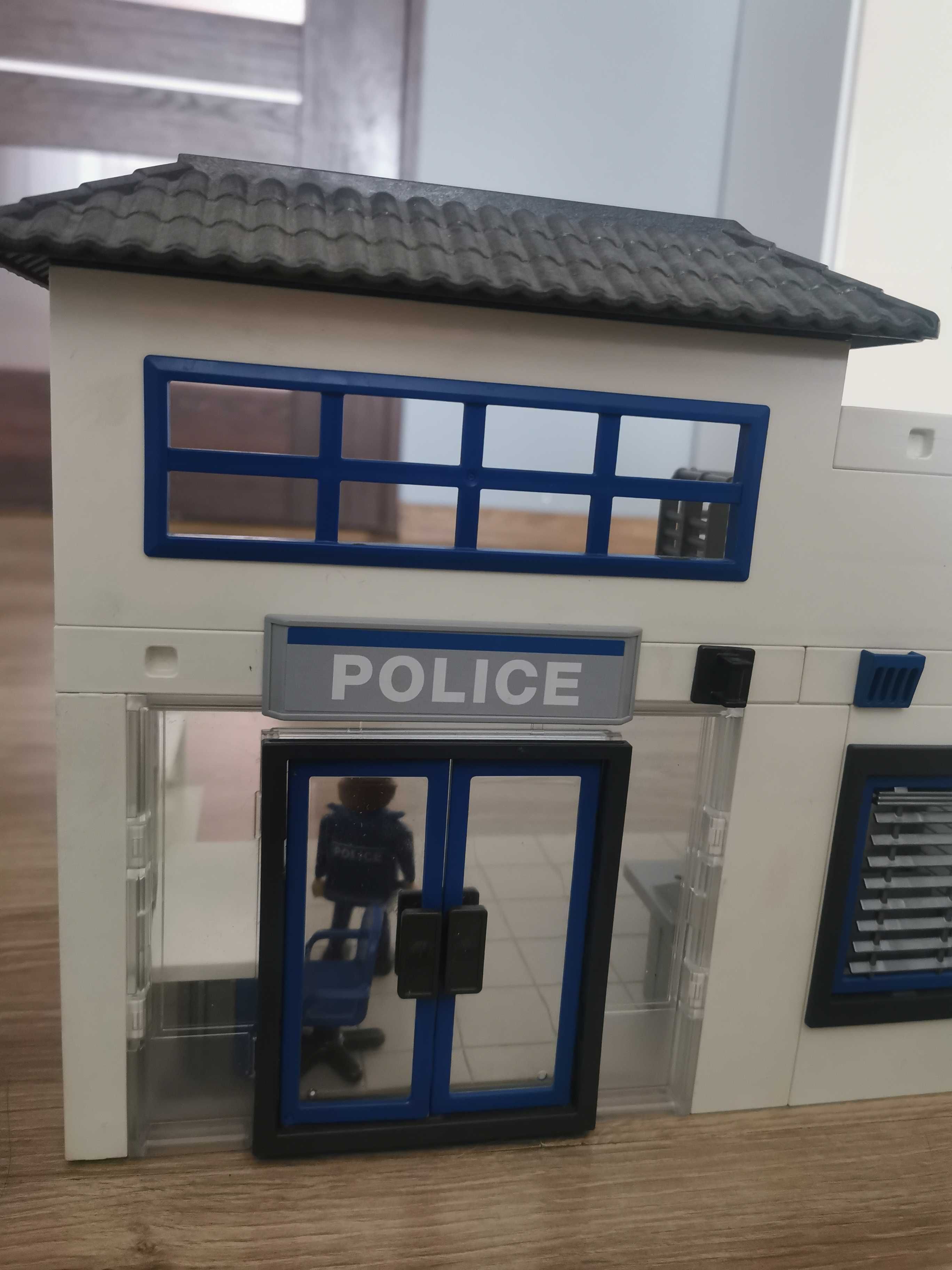 Playmobil posterunek policji helikopter i dwa samochody