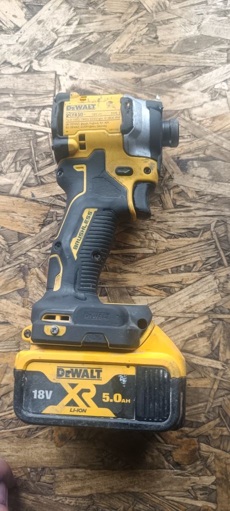 Zakretarka DeWalt dcf 850