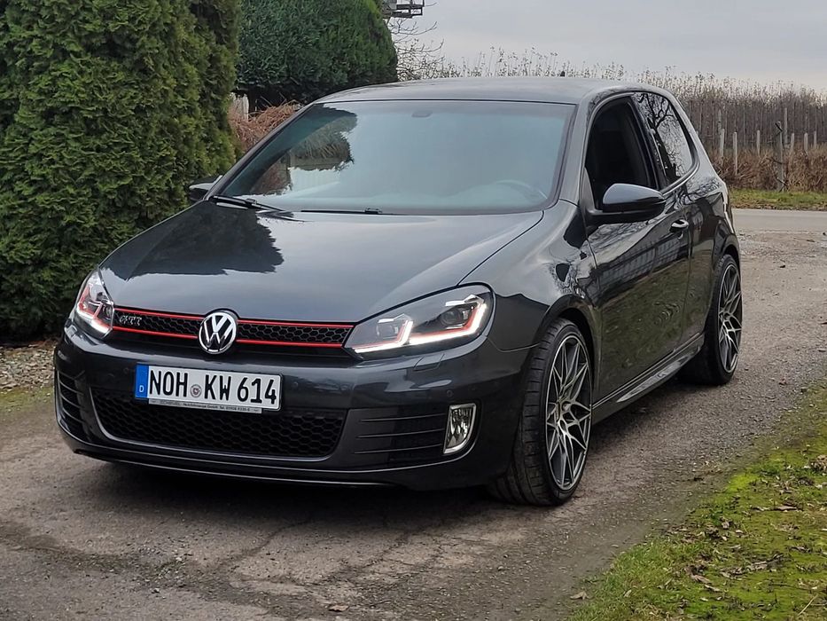 Volkswagen Golf 2.0GTI 210km